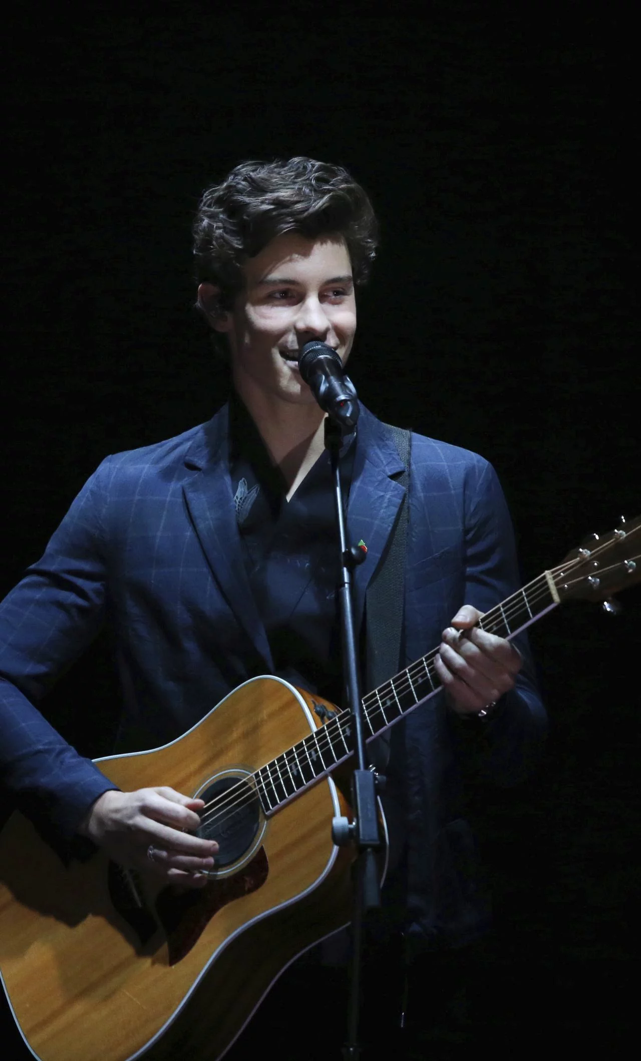 Free Download Shawn Mendes Wallpaper Naruto Page 1643698 (1280 x 2120)